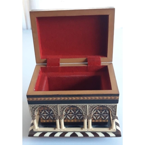 68 - A BEAUTIFUL MARQUETRY INLAID ‘KHATAM KARI’ JEWELLERY BOX, in the form of a building, the roof being ... 