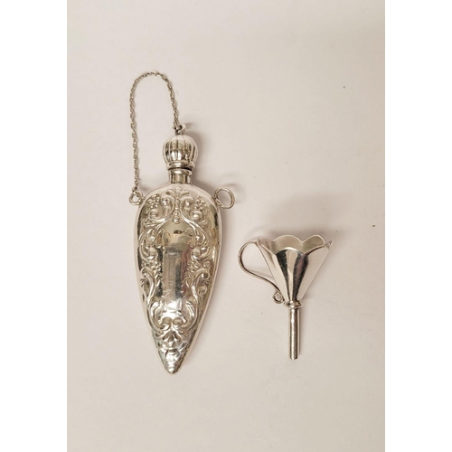 187 - A MIXED SILVER DRESSING TABLE LOT: includes; (i) A pair of silver topped clothes brushes, each 15cm ... 