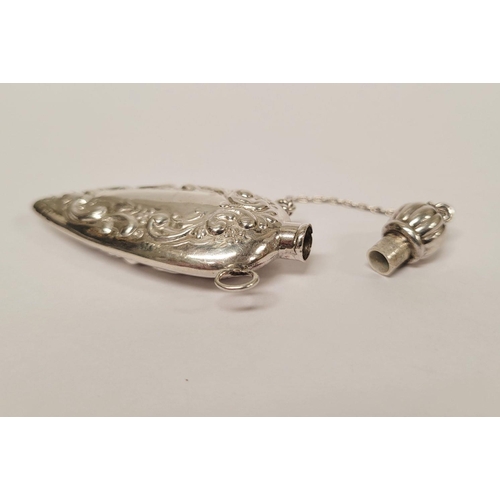 187 - A MIXED SILVER DRESSING TABLE LOT: includes; (i) A pair of silver topped clothes brushes, each 15cm ... 