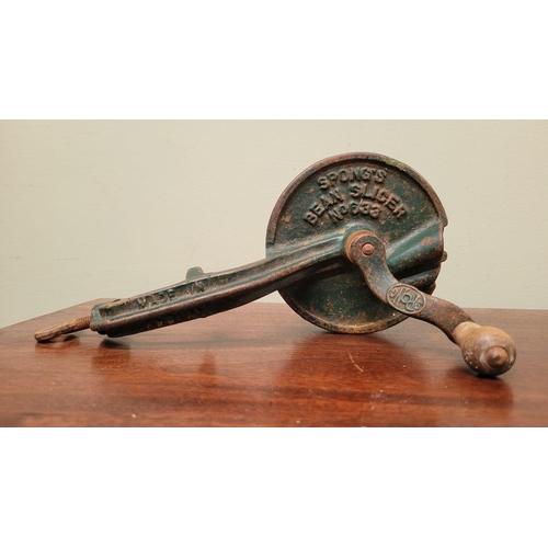 195 - AN EARLY 20TH CENTURY SPONGS BEAN SLICER, cast iron & wooden implement; popular at the end of the 19... 