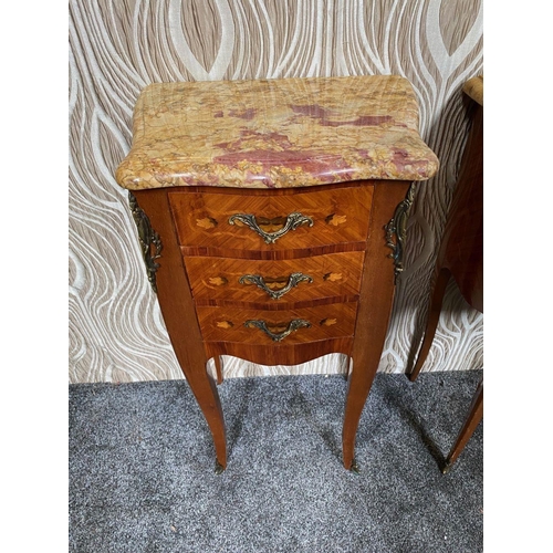 75 - A VERY GOOD PAIR OF THREE DRAWER MARBLE TOPPED KINGWOOD INLAID CABINETS, each with a serpentine shap... 