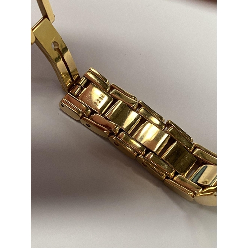 80 - A RAYMOND WEIL GENEVE SAXO LADIES 18K ELECTROPLATED QUARTZ WRISTWATCH, the face diameter is 27.5mm, ... 