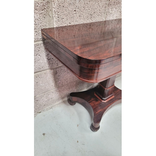 91 - AN EXCEPTIONAL EARLY 19TH CENTURY ROSEWOOD INLAID FOLD OVER CARD TABLE, this is a beautifully crafte... 