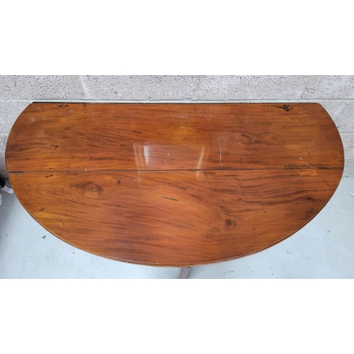 92 - AN IRISH GEORGIAN MAHOGANY DROP LEAF ‘HUNTS’ TABLE, the deep ‘D’ shaped leaves lift up and rest on a... 