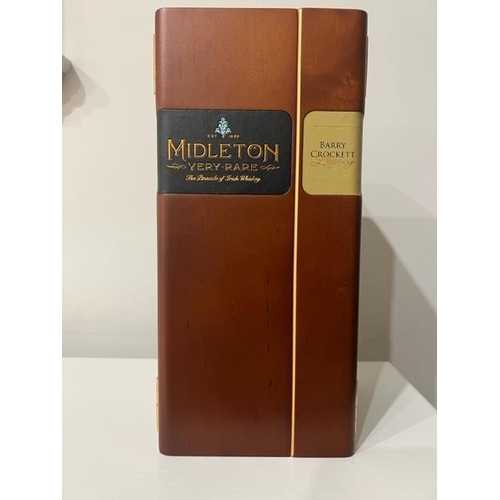 146 - A RARE MIDLETON WHISKEY, by Master Distiller Barry Crockett from the American Bourbon Cask. Serial n... 