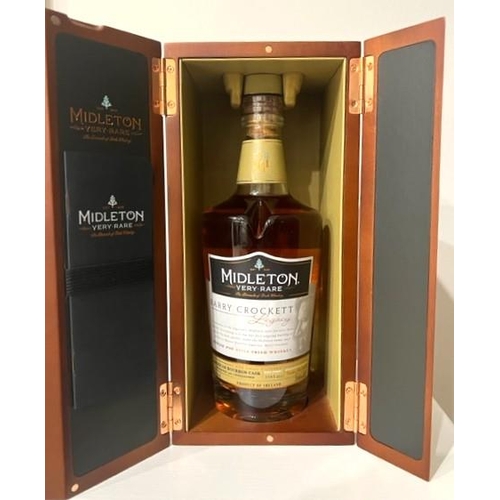 146 - A RARE MIDLETON WHISKEY, by Master Distiller Barry Crockett from the American Bourbon Cask. Serial n... 