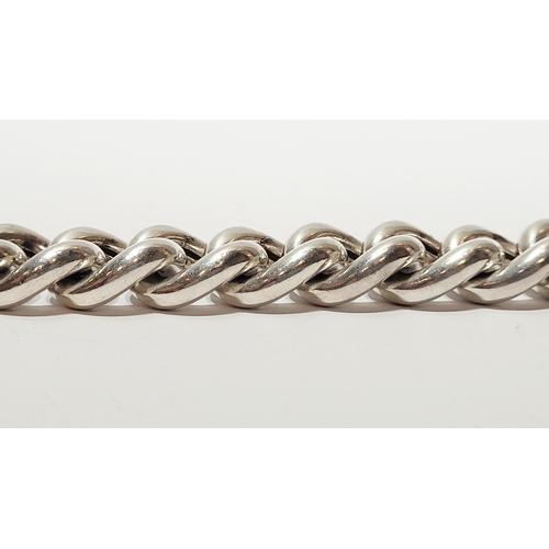 163 - A VERY GOOD QUALITY STERLING SILVER LINK BRACELET, opens to 20.5cm, weight: 2ozt. Marked 925.