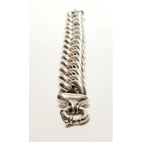 163 - A VERY GOOD QUALITY STERLING SILVER LINK BRACELET, opens to 20.5cm, weight: 2ozt. Marked 925.