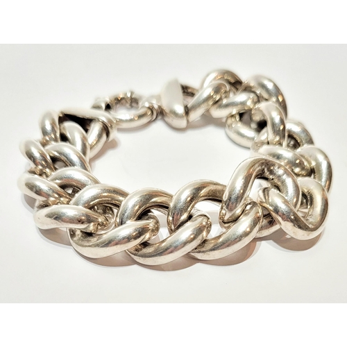 163 - A VERY GOOD QUALITY STERLING SILVER LINK BRACELET, opens to 20.5cm, weight: 2ozt. Marked 925.