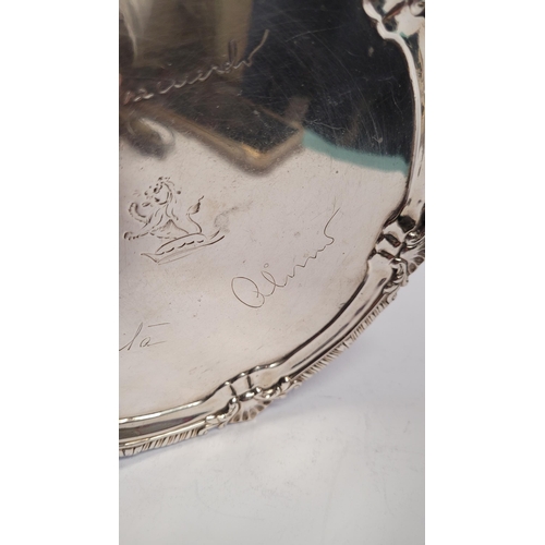 170 - AN 18TH CENTURY IRISH SOLID SILVER GEORGE III SALVER DISH. The circular dish with scrolling foliage ... 