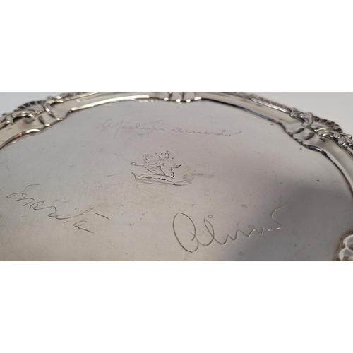 170 - AN 18TH CENTURY IRISH SOLID SILVER GEORGE III SALVER DISH. The circular dish with scrolling foliage ... 