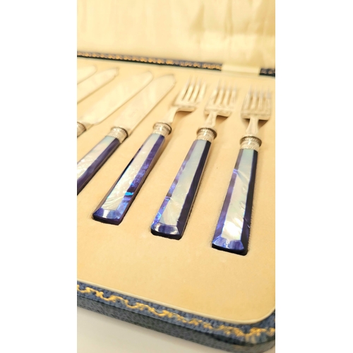 191 - A STUNNING CASED SET OF 6 SILVER PLATED FISH KNIVES & FORKS, with beautiful striking mother of pearl... 