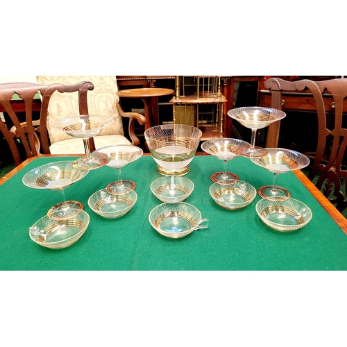 22 - A WONDERFUL SET OF VINTAGE COCKTAIL/CHAMPAGNE & PUNCH GLASSWARE; INCLUDES; 6 x cocktail/champagne co... 