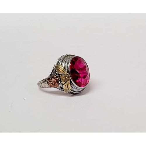 23 - A STUNNING 14CT WHITE GOLD PINK RUBY / TOURMALINE COCKTAIL RING, with yellow & rose gold accents to ... 