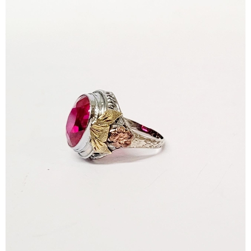 23 - A STUNNING 14CT WHITE GOLD PINK RUBY / TOURMALINE COCKTAIL RING, with yellow & rose gold accents to ... 