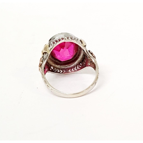 23 - A STUNNING 14CT WHITE GOLD PINK RUBY / TOURMALINE COCKTAIL RING, with yellow & rose gold accents to ... 