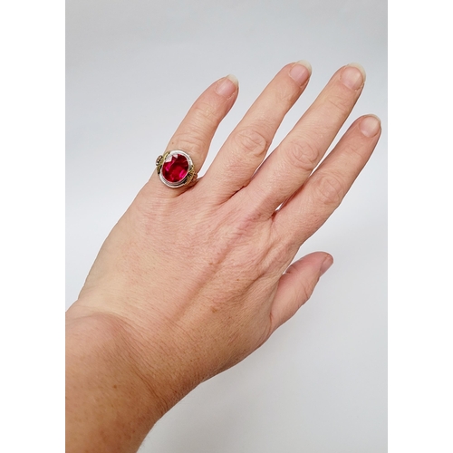 23 - A STUNNING 14CT WHITE GOLD PINK RUBY / TOURMALINE COCKTAIL RING, with yellow & rose gold accents to ... 