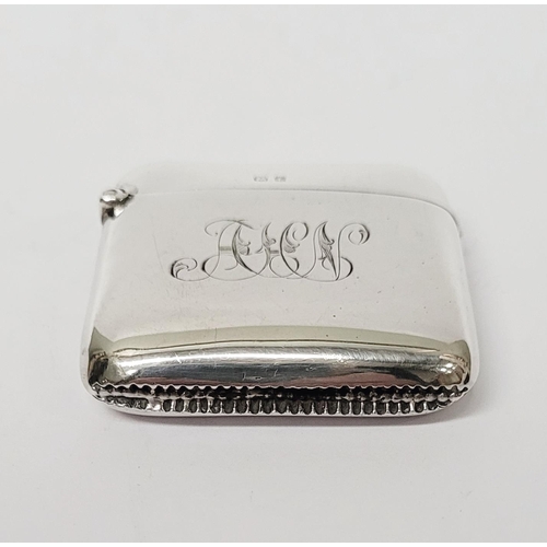 24 - AN EARLY 20TH CENTURY SILVER VESTA CASE WITH GILT INTERIOR, maker’s mark of S&B M for Smith & Bartla... 