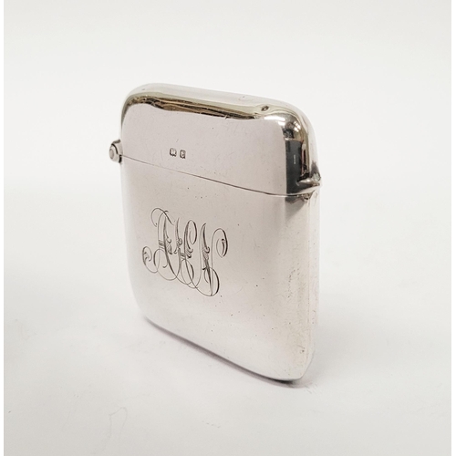 24 - AN EARLY 20TH CENTURY SILVER VESTA CASE WITH GILT INTERIOR, maker’s mark of S&B M for Smith & Bartla... 