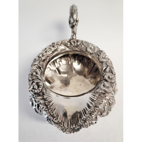 28 - A VERY FINE MID 19TH CENTURY IRISH SILVER TEA SET BY FREDERICK MANN & SON, the body of each piece ex... 