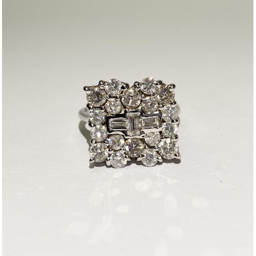 5 - A FANTASTIC 18CT WHITE GOLD ART DECO STYLE DIAMOND CLUSTER RING, with three central baguette cut dia... 