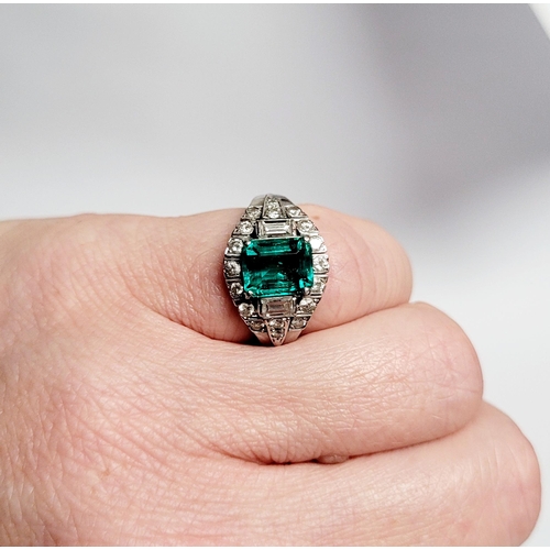 50 - A SPECTACULAR ART DECO MID CENTURY EMERALD & DIAMOND CLUSTERING RING; this fantastic piece of vintag... 