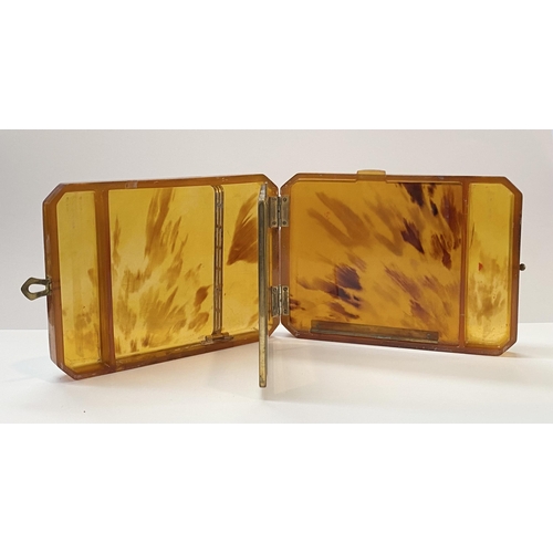 53 - AN ART DECO TORTOISESHELL VANITY COMPACT CASE & TORTOISESHELL TRINKET BOX, the vanity case with deco... 