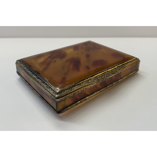 53 - AN ART DECO TORTOISESHELL VANITY COMPACT CASE & TORTOISESHELL TRINKET BOX, the vanity case with deco... 