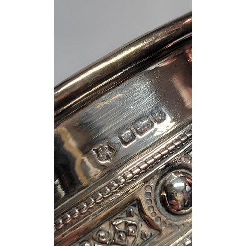 96 - A VERY FINE & MAGNIFICENTLY CRAFTED PIECE OF SILVER WORK BY JAMES DEAKIN & SONS IN THE FORM OF A REP... 