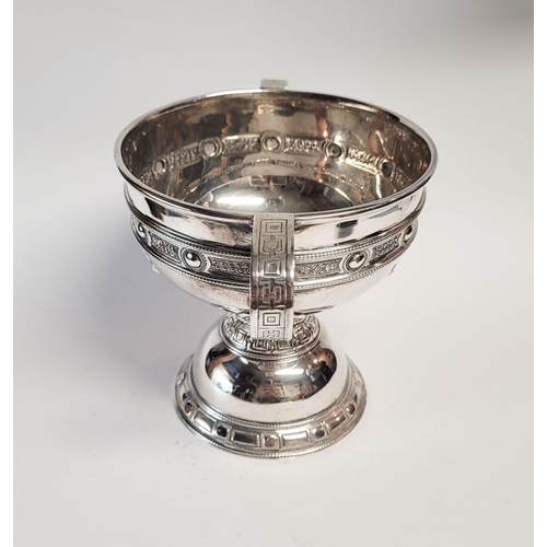 96 - A VERY FINE & MAGNIFICENTLY CRAFTED PIECE OF SILVER WORK BY JAMES DEAKIN & SONS IN THE FORM OF A REP... 