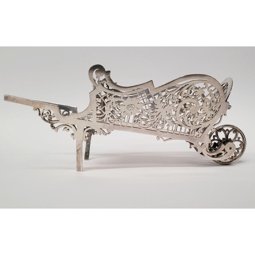 109 - A SOLID SILVER BEAUTIFULLY MADE FRETWORK DECORATED WHEEL BARROW DISH, beautifully made with scrollin... 