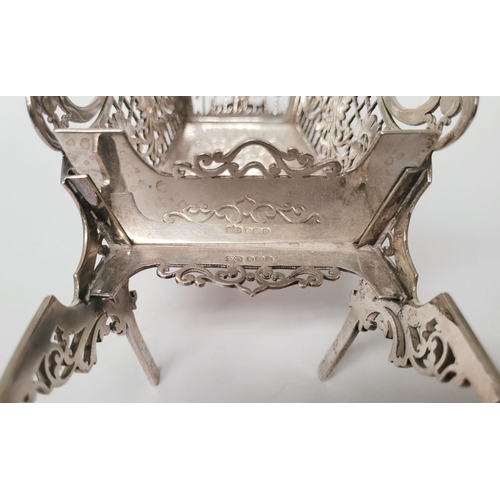 109 - A SOLID SILVER BEAUTIFULLY MADE FRETWORK DECORATED WHEEL BARROW DISH, beautifully made with scrollin... 