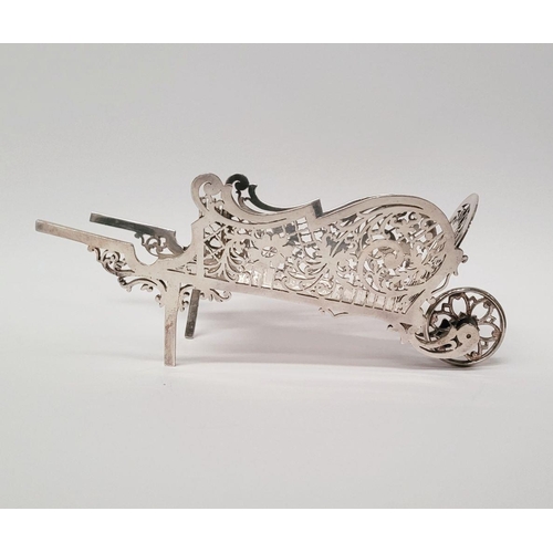 109 - A SOLID SILVER BEAUTIFULLY MADE FRETWORK DECORATED WHEEL BARROW DISH, beautifully made with scrollin... 