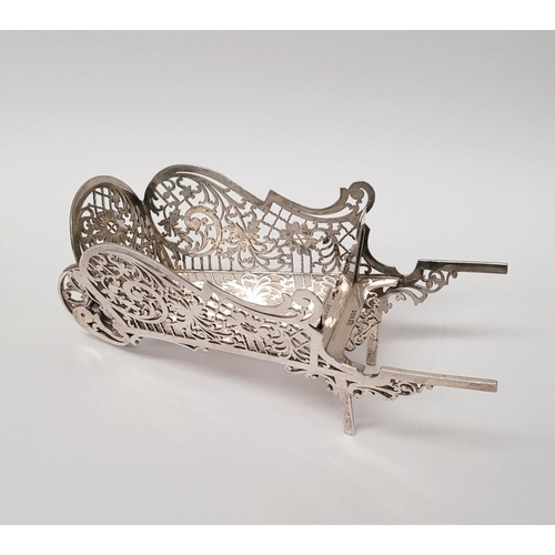 109 - A SOLID SILVER BEAUTIFULLY MADE FRETWORK DECORATED WHEEL BARROW DISH, beautifully made with scrollin... 