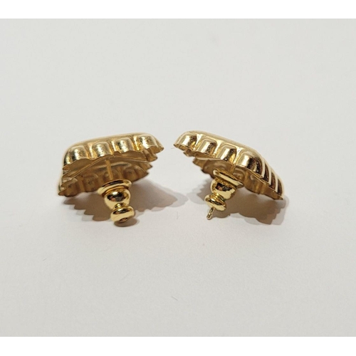 118 - A VERY GOOD QUALITY PAIR OF 14CT GOLD EARRINGS WITH GEOMETRIC DESIGN, can be worn horizontal/vertica... 