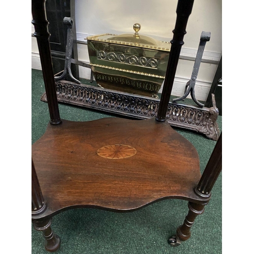 120 - AN EDWARDIAN MAHOGANY OVAL INLAID SIDE/OCCASIONAL TABLE, decorated with bellflower swag inlay to top... 