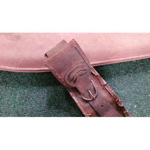 160 - A VINTAGE 'LEG OF MUTTON' LINED GUN CASE, with leather stitched top & bottom. Along with a leather c... 