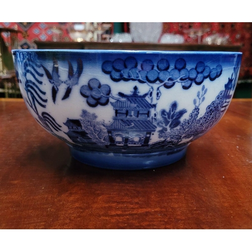 184 - A MIXED BLUE & WHITE LOT: includes a (i) Semi China Blue & White Transferware Bowl; decorated all ov... 