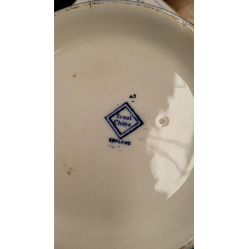 184 - A MIXED BLUE & WHITE LOT: includes a (i) Semi China Blue & White Transferware Bowl; decorated all ov... 