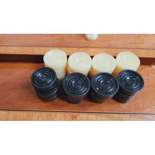 259 - A MIXED INTEREST LOT: includes; (i) A collection of chess & drafts pieces; one full set of black & w... 