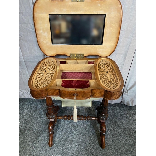 35 - A STUNNING ANTIQUE WALNUT SERPENTINE SHAPED SIDE POD LADY’S WORK BOX TABLE, the shaped top is hinged... 