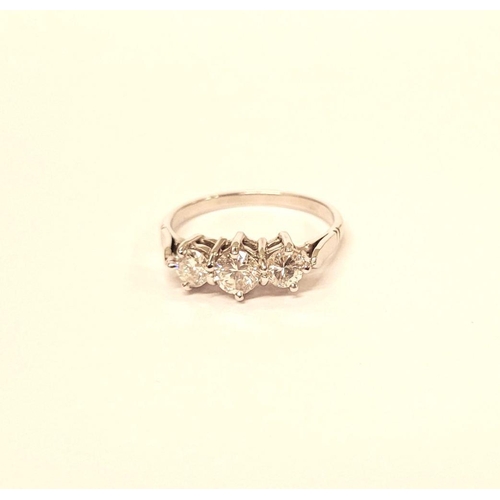 46 - A VINTAGE YELLOW GOLD THREE STONE DIAMOND RING, a pretty setting, perfect for any occasion. Ring siz... 