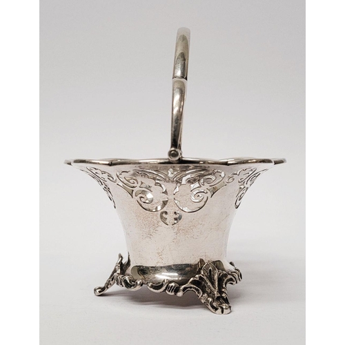 6 - A BEAUTIFUL EARLY 19TH CENTURY SOLID SILVER SCALLOP EDGED BASKET WITH SWING HANDLE, decorated with a... 