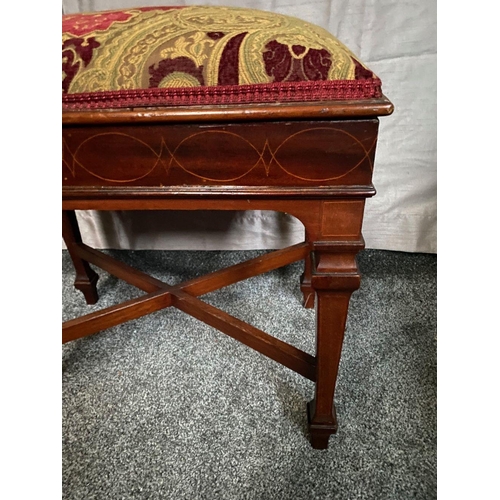 97 - A VERY GOOD QUALITY MAHOGANY LIFT TOP SATINWOOD INLAID STOOL, with lovely loop string inlaid design,... 