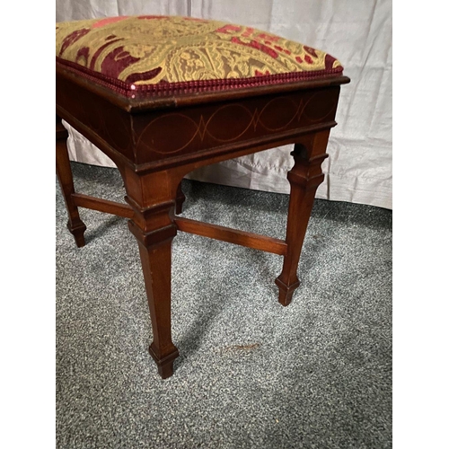 97 - A VERY GOOD QUALITY MAHOGANY LIFT TOP SATINWOOD INLAID STOOL, with lovely loop string inlaid design,... 