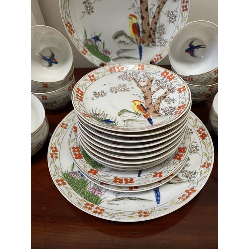 184 - A BEAUTIFUL VINTAGE JAPANESE PARTIAL TEA SERVICE, by Kierina, to include four plates, ten teacups an... 