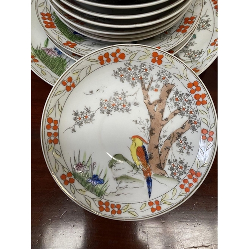 184 - A BEAUTIFUL VINTAGE JAPANESE PARTIAL TEA SERVICE, by Kierina, to include four plates, ten teacups an... 