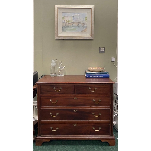 19 - AN ATTRACTIVE NEAT SIZED GEORGIAN MAHOGANY CHEST OF DRAWERS, with molded edge to rectangular top abo... 