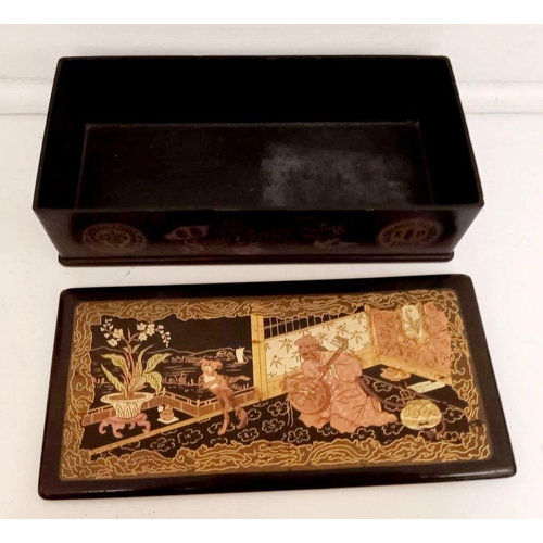 23 - AN ANTIQUE FRENCH 'SOCIETE FRANCAISE DE COTONS A COUDRE' EMBROIDERY BOX, Lacquered decorative box, c... 