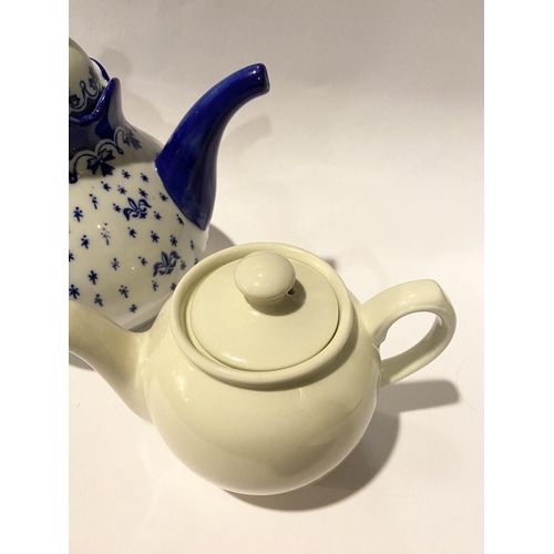 257 - A COLLECTION OF VINTAGE TEAPOTS, to include (i) a decorative possibly silver teapot with bone finial... 